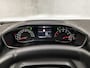 Peugeot 2008 1.2 PureTech Sport (APPLE CARPLAY, PARELMOER, GROOT NAVI, 360 CAMERA, SPORTSTOELEN, LANE ASSIST, PARKEERSENSOREN, CRUISE, NIEUWSTAAT)