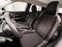 Peugeot 2008 1.2 PureTech Sport (APPLE CARPLAY, PARELMOER, GROOT NAVI, 360 CAMERA, SPORTSTOELEN, LANE ASSIST, PARKEERSENSOREN, CRUISE, NIEUWSTAAT)
