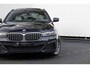 BMW 5-Serie Touring 530e xDrive Business Edition Plus Pano Comfortstoelen M-pakket