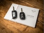 Nissan Micra 0.9 IG-T N-Connecta Sport (NAVIGATIE, CLIMATE, CAMERA, SPORTSTOELEN, PARKEERSENSOREN, GETINT GLAS, LM VELGEN, CRUISE, NIEUWE APK, NIEUWSTAAT)