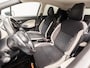 Nissan Micra 0.9 IG-T N-Connecta Sport (NAVIGATIE, CLIMATE, CAMERA, SPORTSTOELEN, PARKEERSENSOREN, GETINT GLAS, LM VELGEN, CRUISE, NIEUWE APK, NIEUWSTAAT)