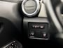Nissan Micra 0.9 IG-T N-Connecta Sport (NAVIGATIE, CLIMATE, CAMERA, SPORTSTOELEN, PARKEERSENSOREN, GETINT GLAS, LM VELGEN, CRUISE, NIEUWE APK, NIEUWSTAAT)