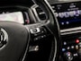 Volkswagen T-Roc 1.5 TSI Sport 150Pk Automaat (VIRTUAL COCKPIT, APPLE CARPLAY, GROOT NAVI, CLIMATE, LEDER, STOELVERWARMING, LED KOPLAMPEN, ZWART HEMEL, GETINT GLAS, CAMERA, ADAPTIVE CRUISE, NIEUWSTAAT)