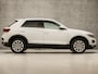 Volkswagen T-Roc 1.5 TSI Sport 150Pk Automaat (VIRTUAL COCKPIT, APPLE CARPLAY, GROOT NAVI, CLIMATE, LEDER, STOELVERWARMING, LED KOPLAMPEN, ZWART HEMEL, GETINT GLAS, CAMERA, ADAPTIVE CRUISE, NIEUWSTAAT)