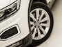 Volkswagen T-Roc 1.5 TSI Sport 150Pk Automaat (VIRTUAL COCKPIT, APPLE CARPLAY, GROOT NAVI, CLIMATE, LEDER, STOELVERWARMING, LED KOPLAMPEN, ZWART HEMEL, GETINT GLAS, CAMERA, ADAPTIVE CRUISE, NIEUWSTAAT)