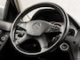 Mercedes-Benz C-klasse Estate 180 K Avantgarde Sport 157Pk Automaat (YOUNGTIMER, SCHUIFDAK, NAVIGATIE, LEDER, STOELVERWARMING, SPORTSTOELEN, PARKEERSENSOREN, CRUISE, BLUETOOTH, NIEUWSTAAT)