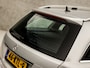 Mercedes-Benz C-klasse Estate 180 K Avantgarde Sport 157Pk Automaat (YOUNGTIMER, SCHUIFDAK, NAVIGATIE, LEDER, STOELVERWARMING, SPORTSTOELEN, PARKEERSENSOREN, CRUISE, BLUETOOTH, NIEUWSTAAT)