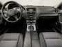 Mercedes-Benz C-klasse Estate 180 K Avantgarde Sport 157Pk Automaat (YOUNGTIMER, SCHUIFDAK, NAVIGATIE, LEDER, STOELVERWARMING, SPORTSTOELEN, PARKEERSENSOREN, CRUISE, BLUETOOTH, NIEUWSTAAT)