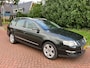 Volkswagen Passat Variant 3.2 V6 Highline 4M dsg rijd heerlijk unieke auto !!!!!!!!