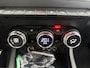 Renault Arkana 1.6 E-Tech hybrid 145 E-Tech engineered AUTOMAAT AIRCO STOELVERWARMING CLIMATE LM VELGEN ELECTRISCHE STOEL 9.3 INCH SCHERM DIGITALE COCKPIT TRAFICJAM ADAPTIEVE CRUISE CONTROLE ZEER MOOIE AUTO