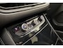 Opel Grandland 1.2 Turbo Ultimate Automaat | Navigatie | Elektrische achterklep | Stoelverwarming | Climate & Cruise Control | Alcantara bekleding | Zwart dak | Lichtmetalen velgen