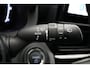 Toyota Yaris Cross 1.5 Hybrid 130 Dynamic | Achteruitrijcamera | Stuur, Voorruit en stoelverwarming | Apple Carplay & Android Auto |