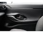 Toyota Yaris Cross 1.5 Hybrid 130 Dynamic | Achteruitrijcamera | Stuur, Voorruit en stoelverwarming | Apple Carplay & Android Auto |