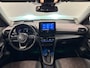 Toyota Yaris Cross 1.5 Hybrid Executive*Stoelverwarming*Head-up*Camera*Trekhaak*Apple-Caplay*Cruise-Control*PDC*Led
