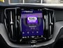Volvo XC60 2.0 T8 Plug-in hybrid AWD Plus Dark GRATIS Afleverpakket! | Panoramadak |  Memory | Adaptive Cruise | Harmon \ Kardon |