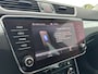 Skoda Superb Combi 1.5 TSI ACT Business Edition, Apple Carplay, Trekhaak, Stoelverwarming, PDC, Cruisecontrol,