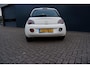 Opel Adam 1.2 on star. airco .cruise control, lichtmetaal velgen.