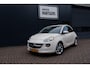 Opel Adam 1.2 on star. airco .cruise control, lichtmetaal velgen.