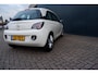 Opel Adam 1.2 on star. airco .cruise control, lichtmetaal velgen.