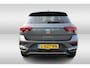 Volkswagen T-Roc 1.5 TSI 150pk Sport DSG Automaat / Panorama dak / LM 17 inch / LED/ Elektrische klep / Navigatie / Camera / Parkeersensoren