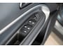 Jeep Avenger Summit 54 kWh | Warmtepomp | Elektrische Achterklep | Camera | Winter pack | Keyless | Climate Controle |