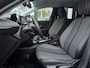 Peugeot 208 1.2 PureTech 100 Allure | Apple Carplay/Android Auto | Navigatie | Parkeercamera/-sensoren | Climate Control | DAB | Cruise Control | Full LED | Lichtmetalen velgen |