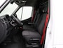 Renault Master 2.3DCi 135PK L2H2 Work Edition | Navigatie | Camera | Airco | 3-Persoons | 2500Kg Trekhaak