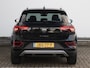 Volkswagen T-Roc 1.5 TSI Life Edition | Camera | Navigatie | Stoelverwarming | Adaptive Cruise |