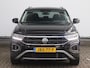 Volkswagen T-Roc 1.5 TSI Life Edition | Camera | Navigatie | Stoelverwarming | Adaptive Cruise |