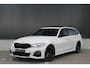 BMW 3-Serie Touring 320e High Executive M-Sport | Pan.Dak | Laserlight | Shadow Line | 19" LM |