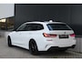 BMW 3-Serie Touring 320e High Executive M-Sport | Pan.Dak | Laserlight | Shadow Line | 19" LM |