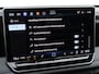 Volkswagen Tiguan 1.5 eHybrid R-Line Edition 272pk | Trekhaak | Black Style | 360 Camera | Navigatie | Dodehoekdetectie | Dynamic Chassis Control | Massagefunctie |