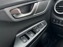 Hyundai Kona Electric EV Limited Sky 64kWh | SoH 100% | Leer | Navi | Schuifdak