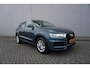Audi Q3 1.4 TFSI CoD Adrenalin AUTOMAAT - Climate / Navi / Cruise / Parkeers. / Lm velgen / NAP