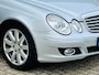 Mercedes-Benz E-klasse 230 Avantgarde automaat! Schuifdak l Navi l Airco ECC l Cruise l PDC V+A! Inruil koopje mooie auto!