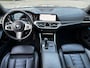 BMW 3-Serie 330e High Executive M-Sport Leder Apple carplay Sfeerverlichting SOH 93%
