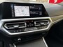 BMW 3-Serie 330e High Executive M-Sport Leder Apple carplay Sfeerverlichting SOH 93%