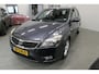 Kia Ceed 1.4 CVVT 105PK Navigator Plus Pack (Trekhaak&goed onderhouden)