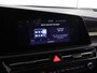 Kia Niro EV DynamicLine 64.8 kWh | Trekhaak | Keyless | Navigate| Adaptieve Cruise Control | Climate Control | Parkeercamera |