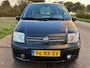Fiat Panda 1.2 Class Audio/CD Electric pakket 2 x glazen dak ABS Colorpakket Getint glas LMV 14" Dakrails Dealeronderhoud Nw Apk!