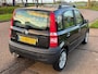 Fiat Panda 1.2 Class Audio/CD Electric pakket 2 x glazen dak ABS Colorpakket Getint glas LMV 14" Dakrails Dealeronderhoud Nw Apk!