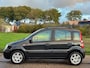 Fiat Panda 1.2 Class Audio/CD Electric pakket 2 x glazen dak ABS Colorpakket Getint glas LMV 14" Dakrails Dealeronderhoud Nw Apk!