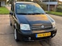 Fiat Panda 1.2 Class Audio/CD Electric pakket 2 x glazen dak ABS Colorpakket Getint glas LMV 14" Dakrails Dealeronderhoud Nw Apk!