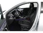 Mercedes-Benz A-klasse 180 Business Solution AMG (STOELVERWARMING, SFEERVERLICHTING, ACHTERUITRIJCAMERA, CRUISE CONTROL, NAVI)