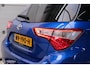 Toyota Yaris 1.5 VVT-i Bi-Tone | Camera | Dealer oh | 1e eig | Trekhaak | NL auto NAP | rijklaarprijs | 112 pk | Lane assist | Cruise |