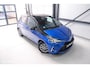 Toyota Yaris 1.5 VVT-i Bi-Tone | Camera | Dealer oh | 1e eig | Trekhaak | NL auto NAP | rijklaarprijs | 112 pk | Lane assist | Cruise |