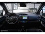Toyota Yaris 1.5 VVT-i Bi-Tone | Camera | Dealer oh | 1e eig | Trekhaak | NL auto NAP | rijklaarprijs | 112 pk | Lane assist | Cruise |