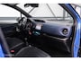 Toyota Yaris 1.5 VVT-i Bi-Tone | Camera | Dealer oh | 1e eig | Trekhaak | NL auto NAP | rijklaarprijs | 112 pk | Lane assist | Cruise |