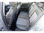 Opel Corsa 1.4-16V - 5 Drs -Cosmo -pann dak - lm velgen -stuur/stoelverwarming - cruise cont.--climat control