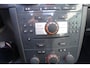 Opel Corsa 1.4-16V - 5 Drs -Cosmo -pann dak - lm velgen -stuur/stoelverwarming - cruise cont.--climat control
